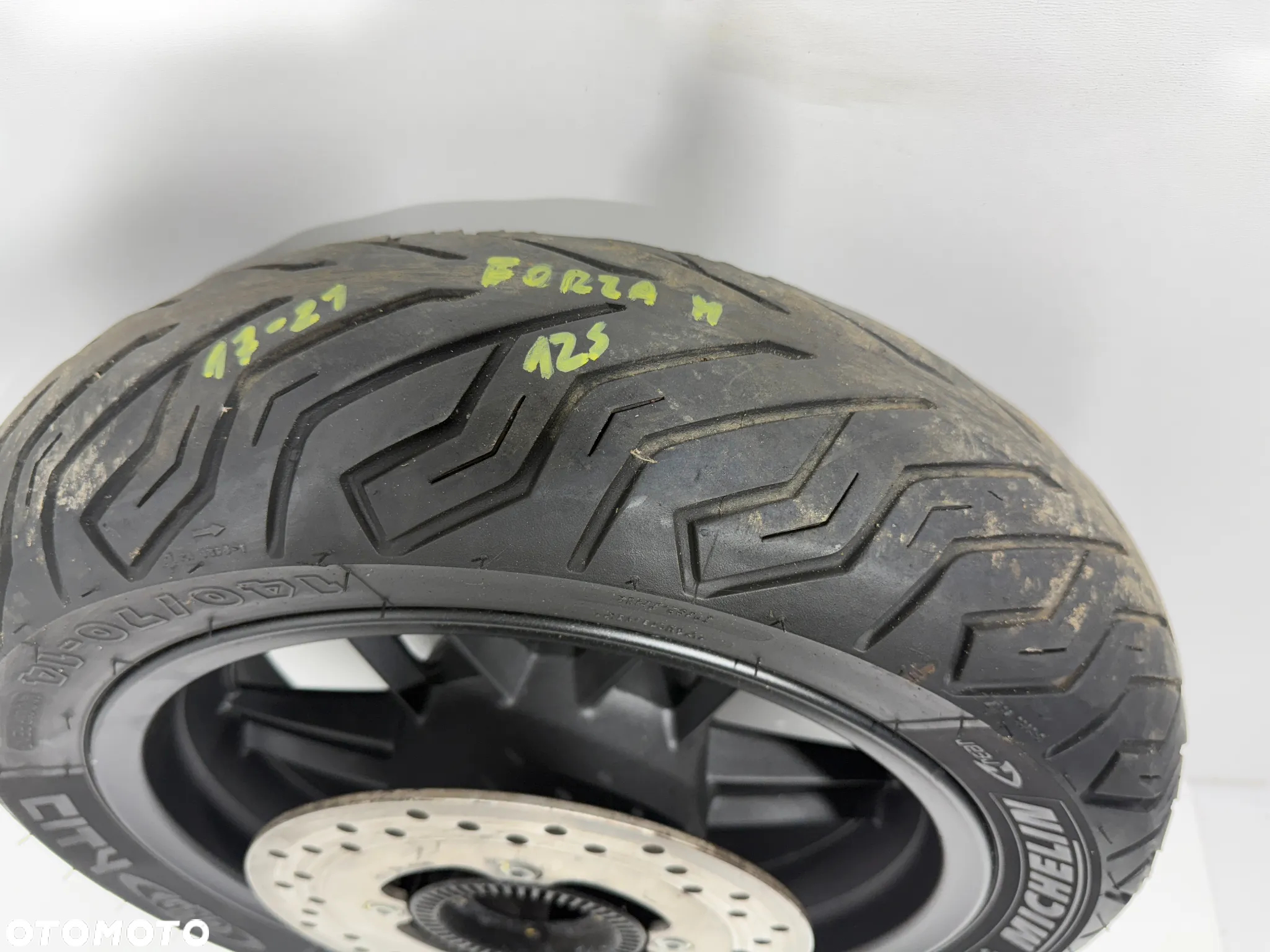 Koło felga TYŁ  Honda Forza 125 NSS  18-20r  140-70-14 - 2