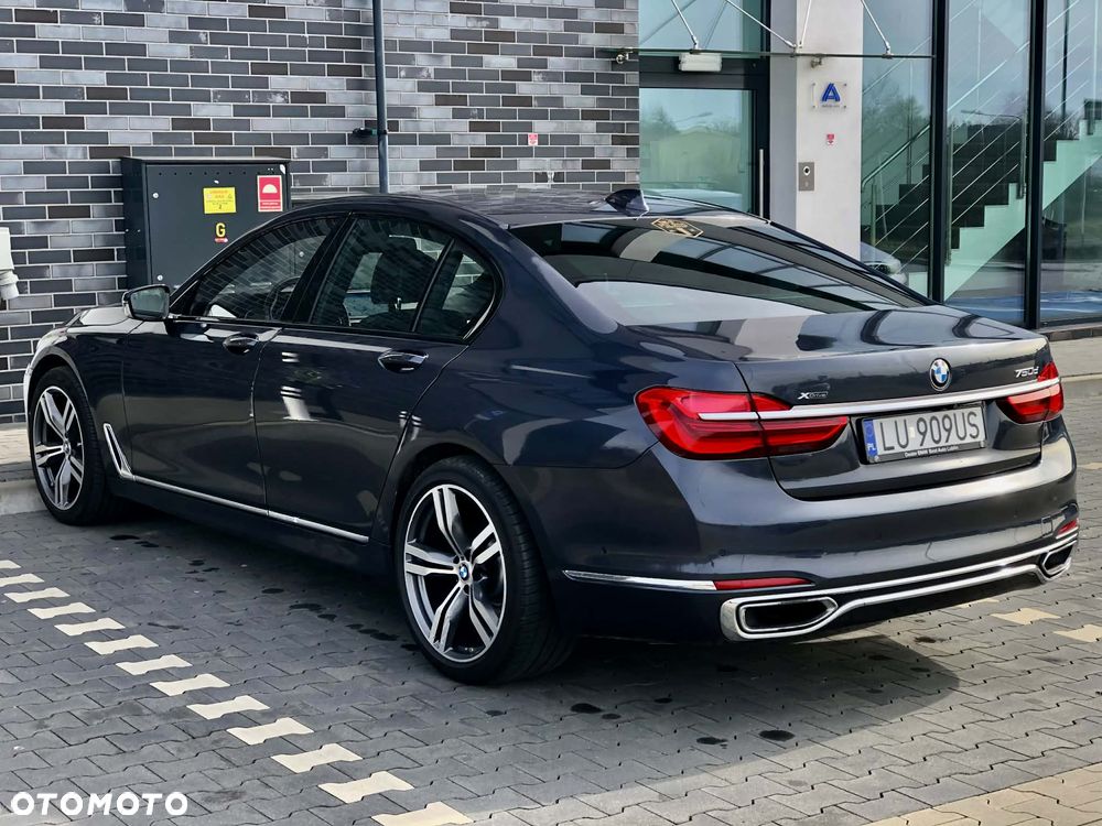 BMW Seria 7 740d xDrive - 4