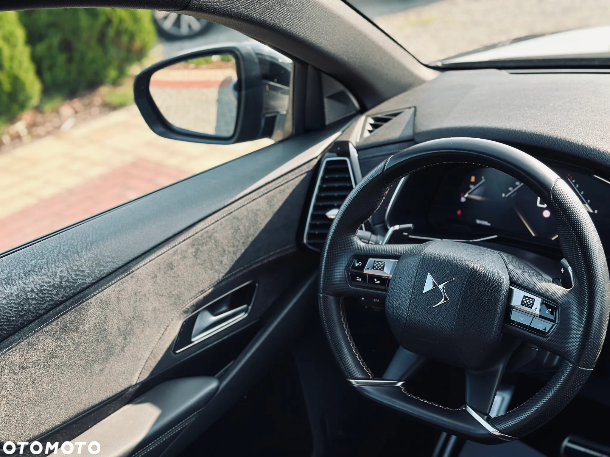 DS Automobiles DS 7 Crossback 1.5 BlueHDi Performance Line - 24