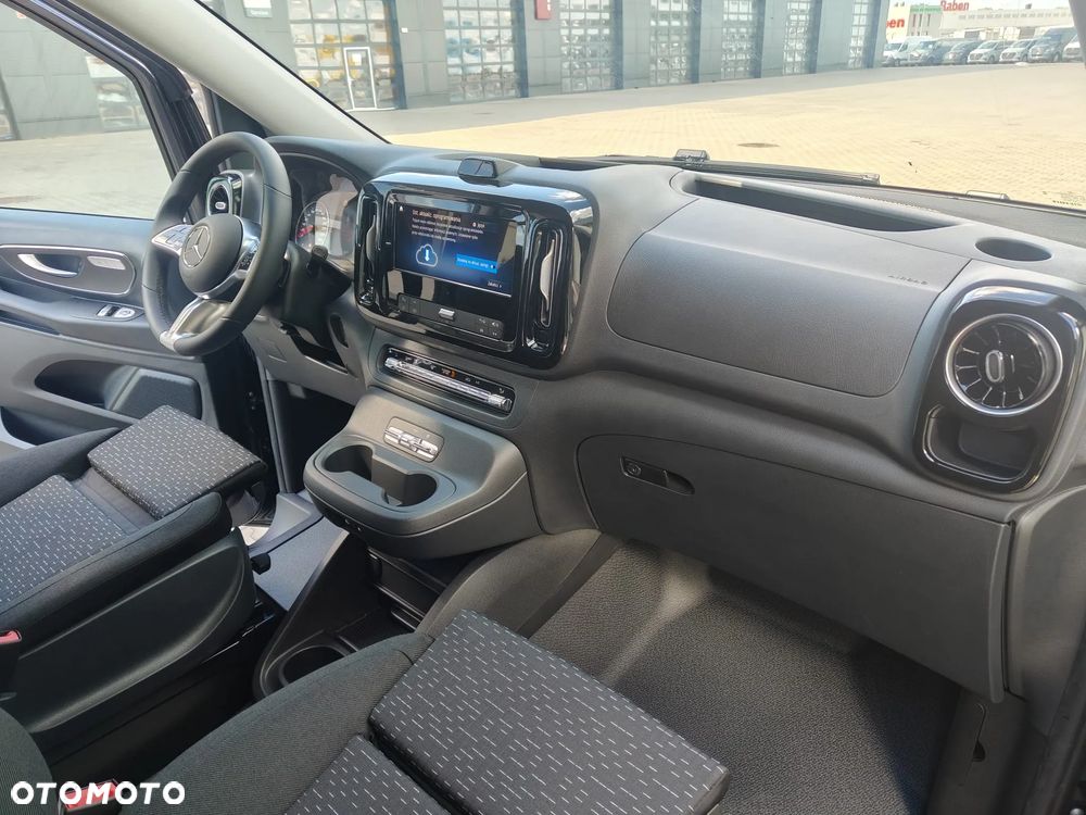 Mercedes-Benz Vito - 10