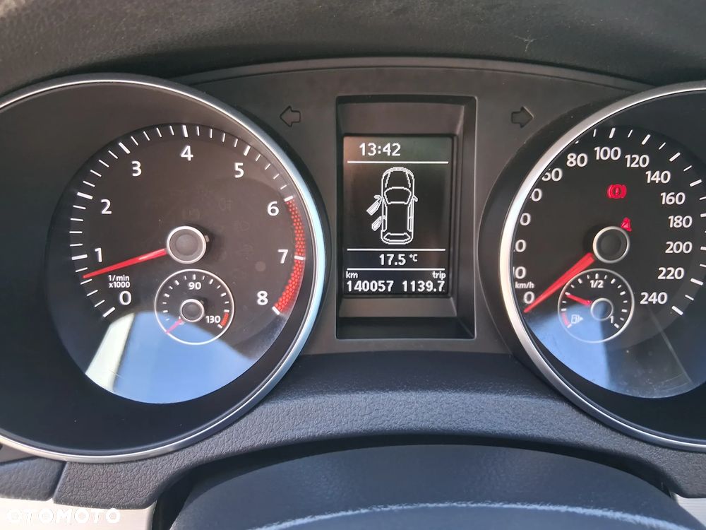 Volkswagen Golf - 16