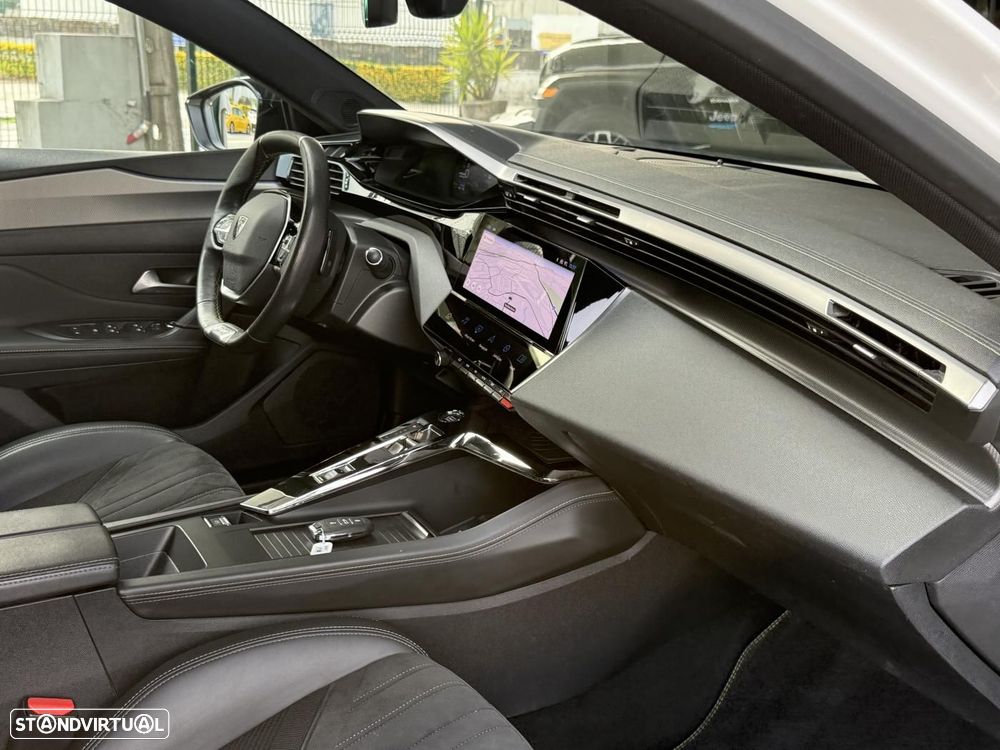 Peugeot 308 1.2 PureTech GT EAT8 - 45