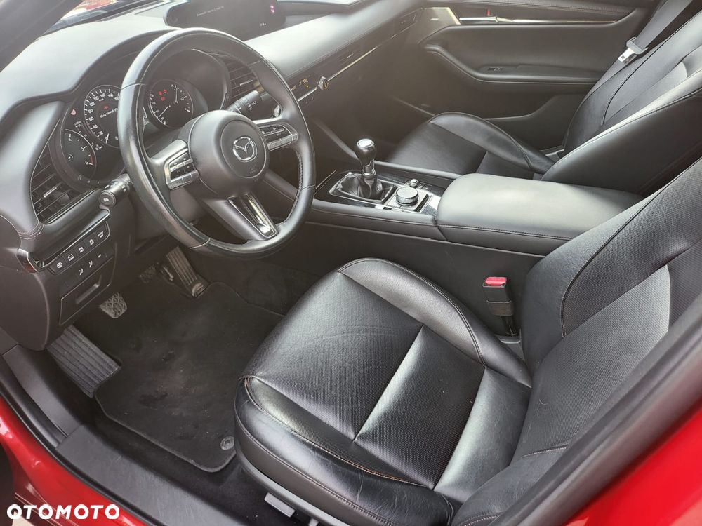 Mazda 3 SKYACTIV-D 1.8 - 25