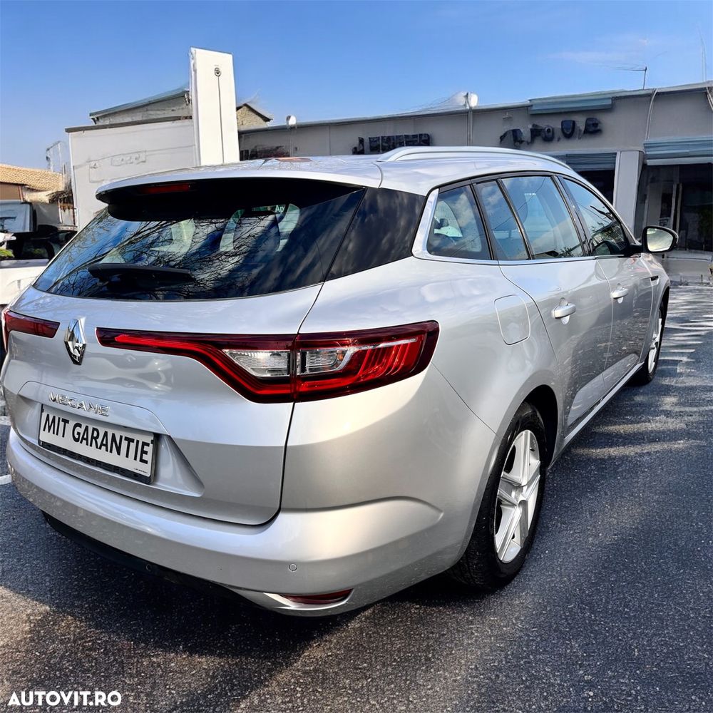 Renault Megane Blue dCi 116 Intens - 8