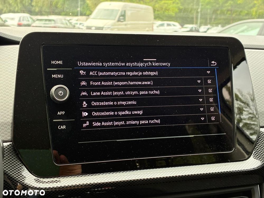 Volkswagen T-Cross - 20
