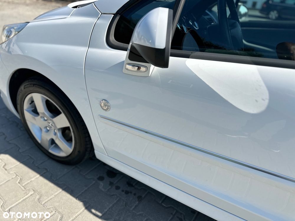 Peugeot 207 - 2