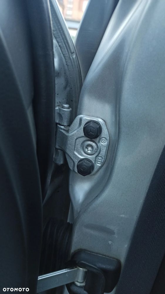 Mercedes-Benz Klasa E - 10