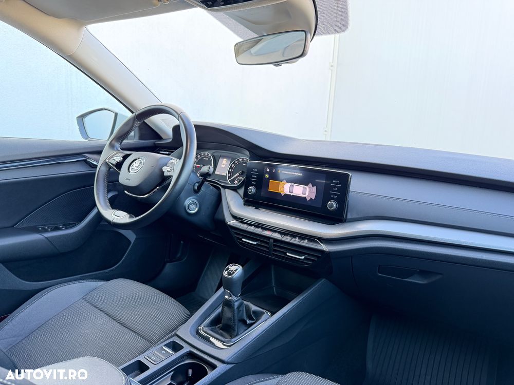 Skoda Octavia 2.0 TDI Ambition - 8