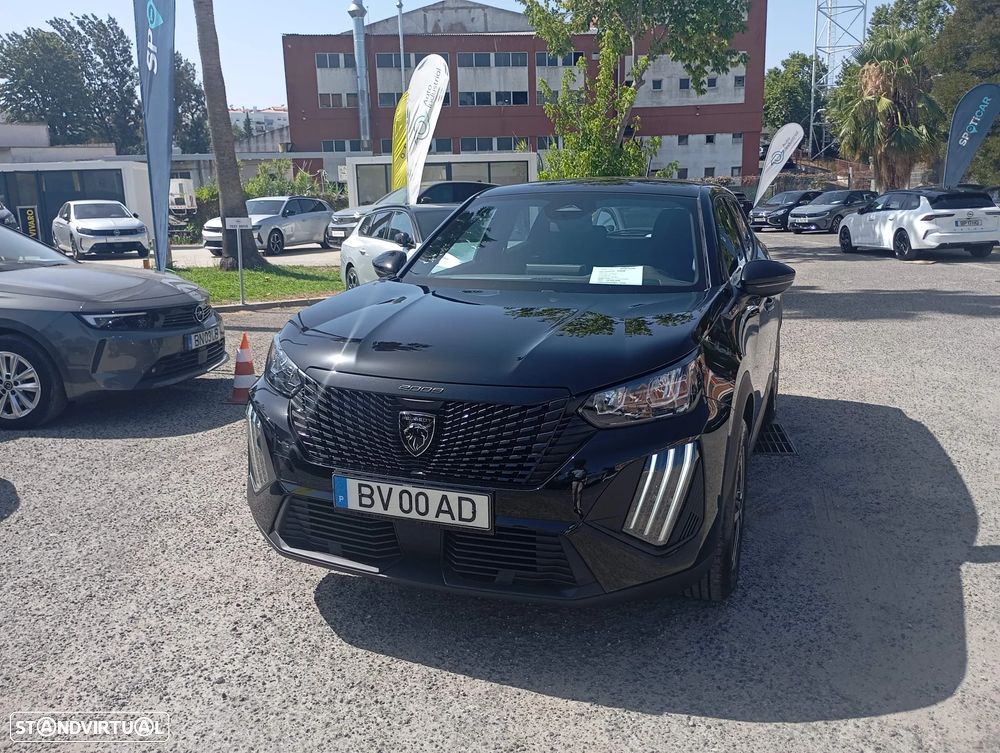 Peugeot 2008 1.2 PureTech Style - 12