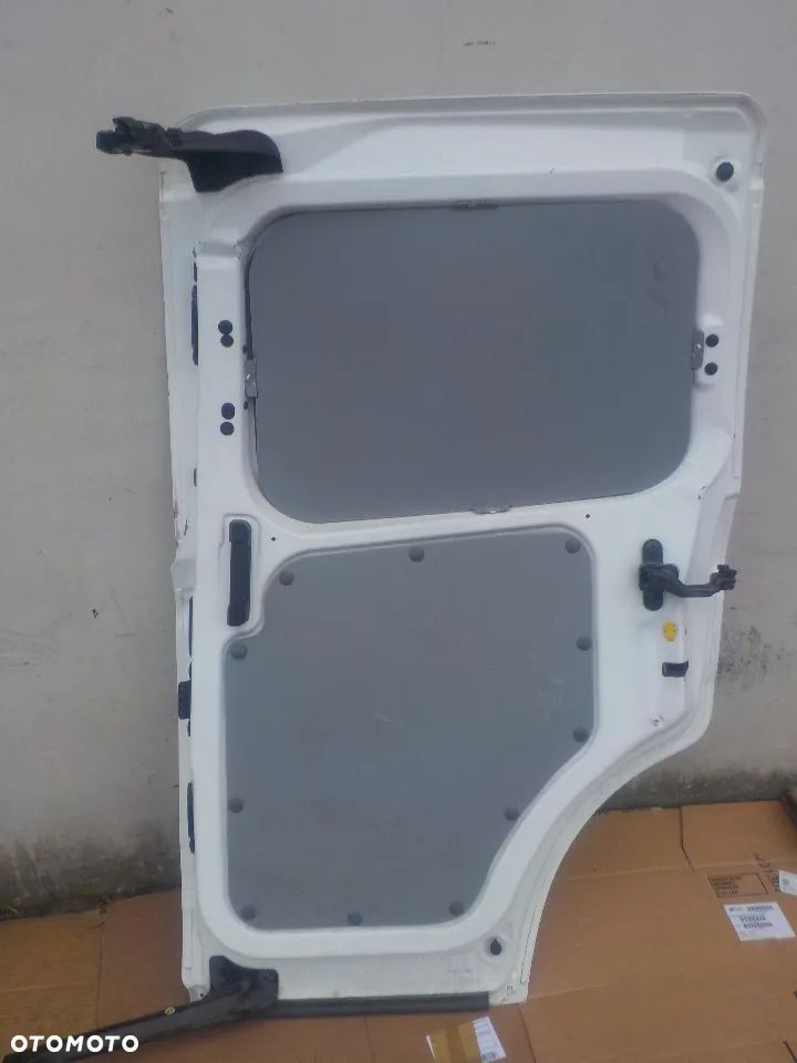 FORD COURIER DRZWI PRZESUWNE PRAWE EU - 3