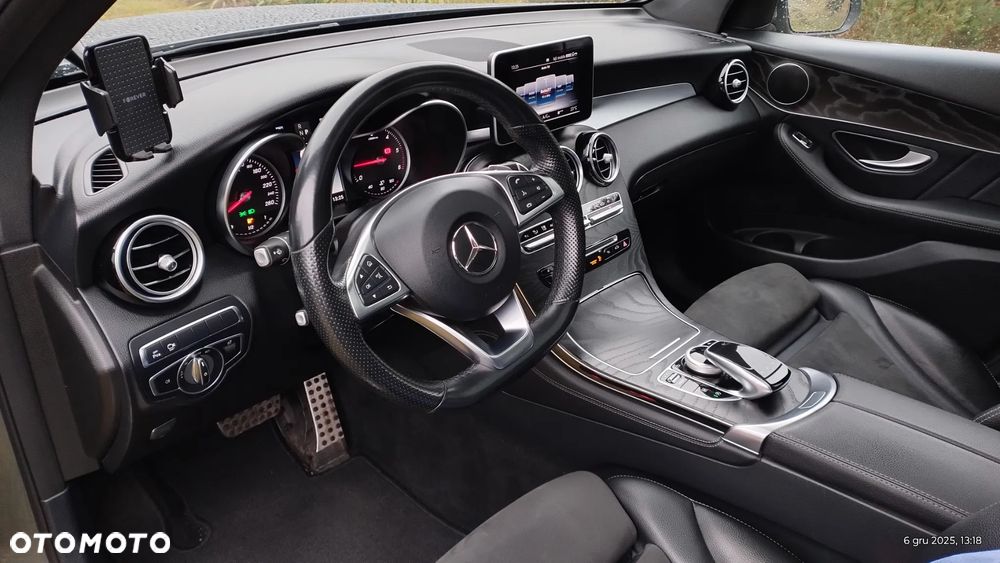 Mercedes-Benz GLC 220 d 4Matic 9G-TRONIC AMG Line - 22