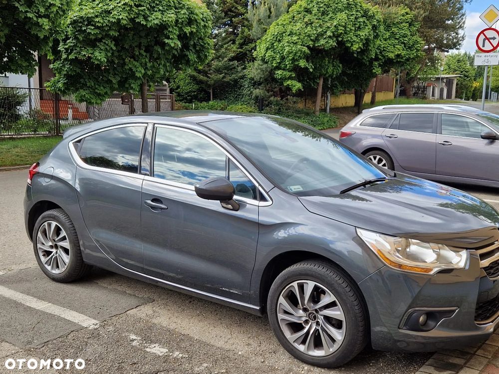 Citroën DS4 1.6 HDi SoChic - 8