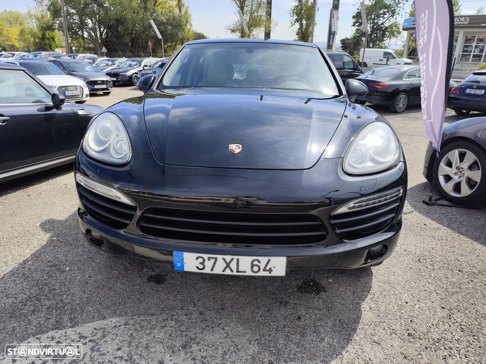 Porsche Cayenne - 2