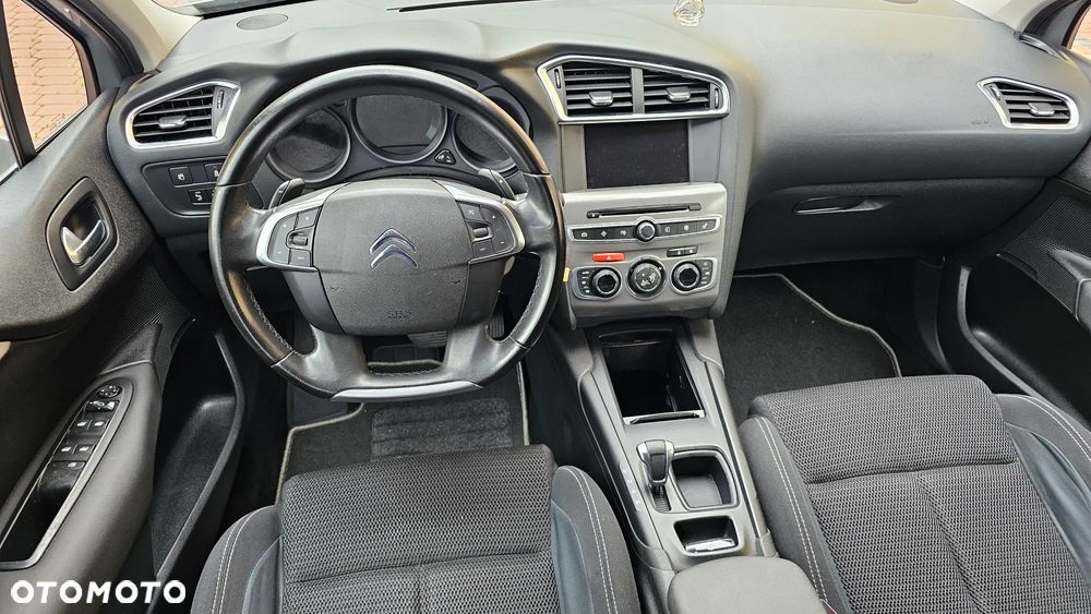Citroën C4 e-HDi 115 ETG6 Exclusive - 8