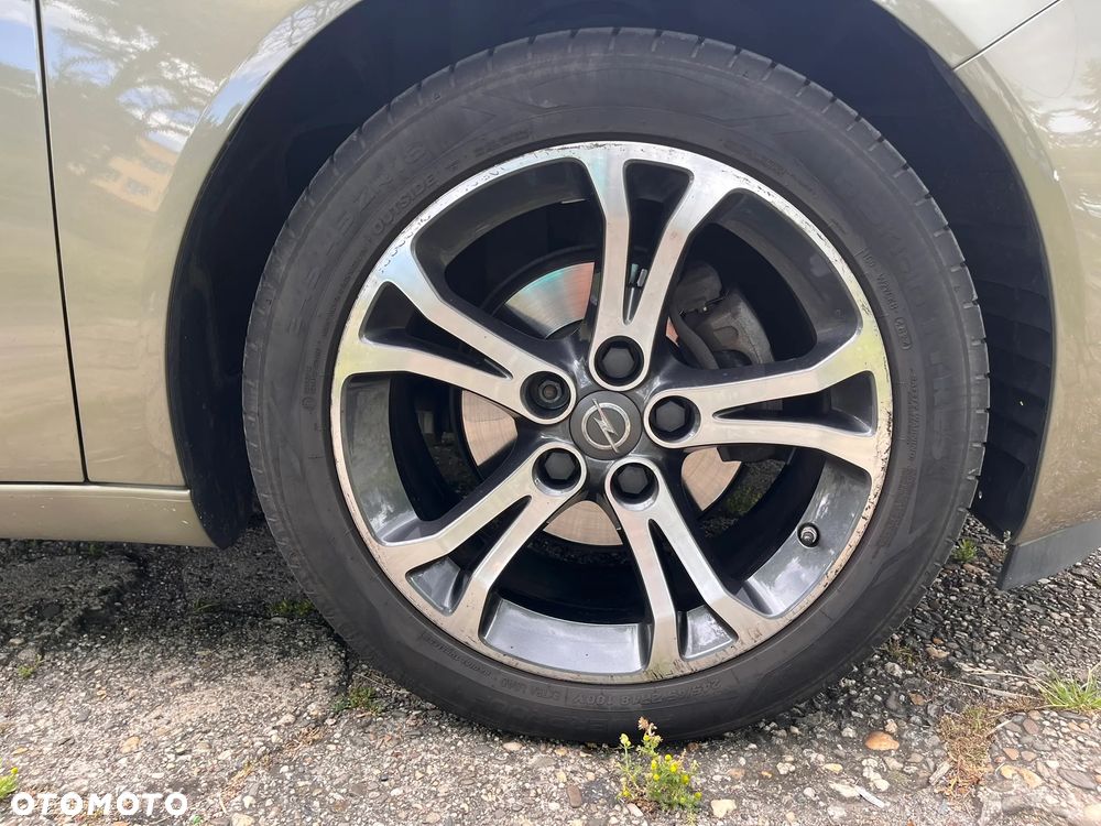 Opel Insignia 1.6 T Cosmo S&S EU6 - 15