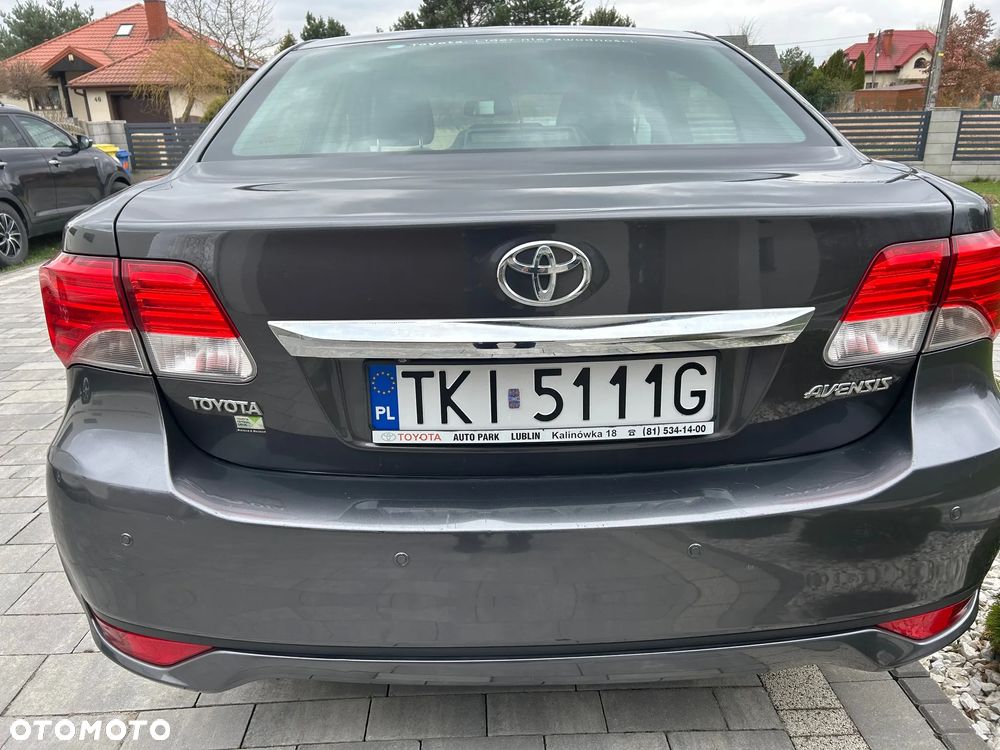 Toyota Avensis 1.8 Sol - 6