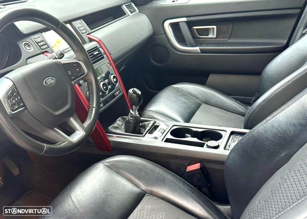 Land Rover Discovery Sport 2.0 TD4 HSE - 3