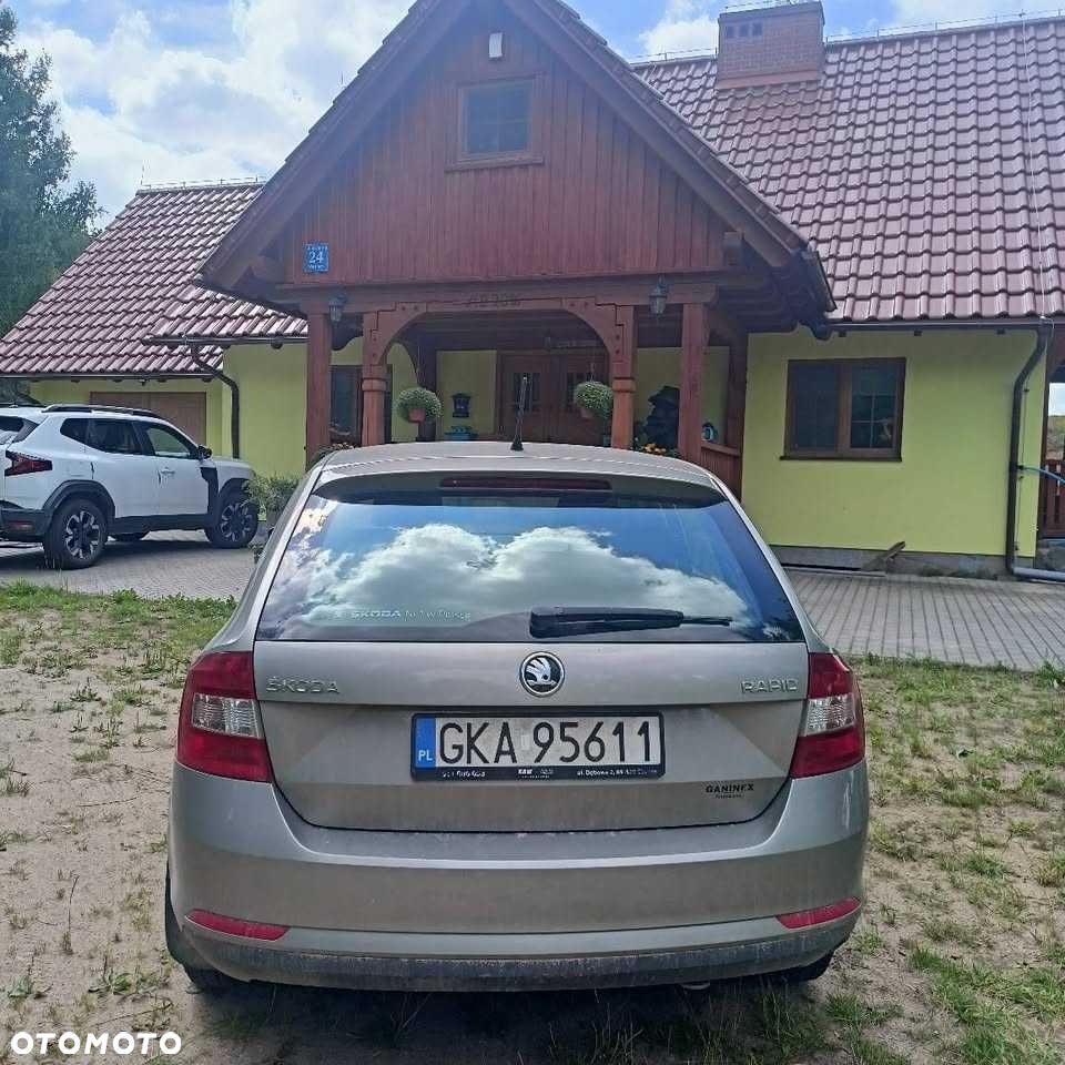 Skoda RAPID - 4