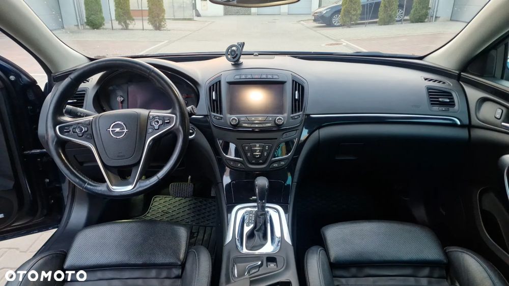 Opel Insignia 2.0 CDTI - 16
