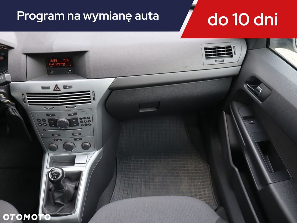 Opel Astra - 10