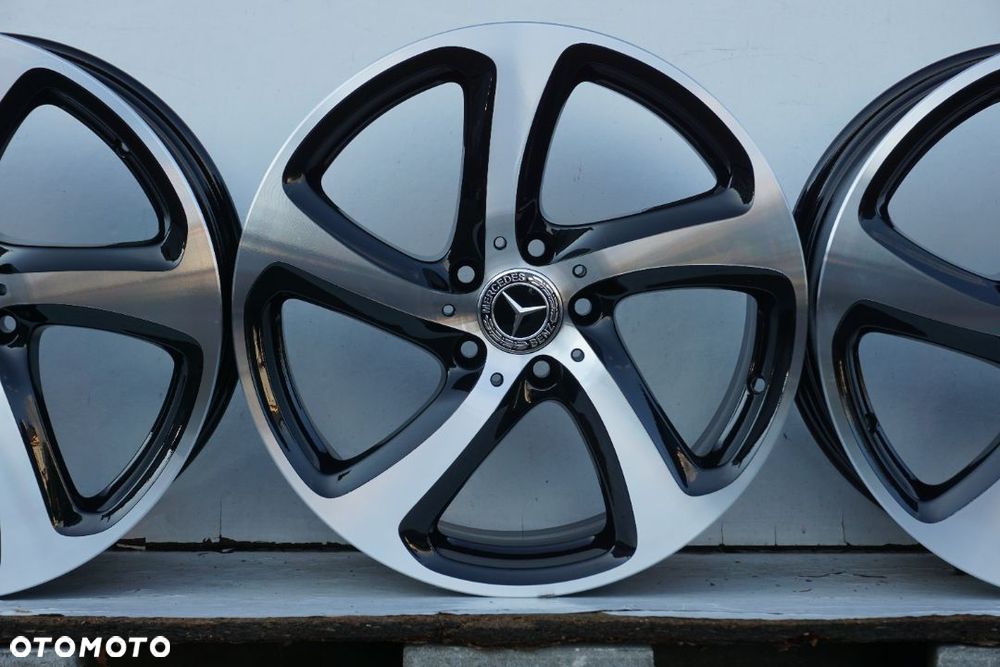 Mercedes W213 5x112 18 8J et43 - 9