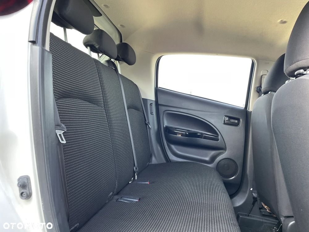 Mitsubishi Space Star 1.2 Intense - 16
