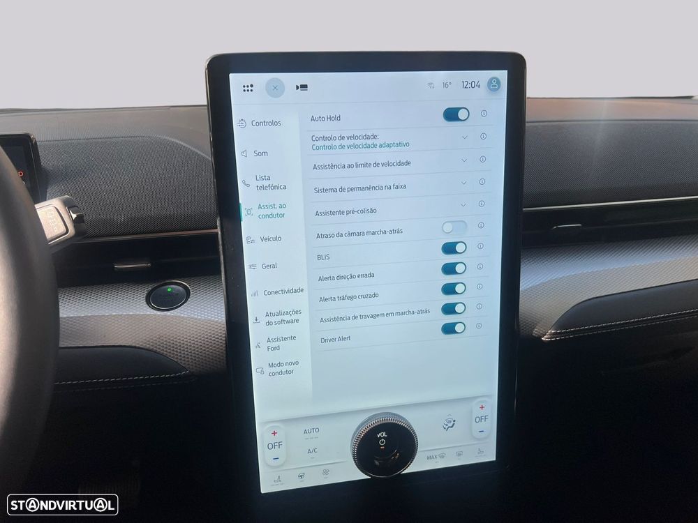 Ford Mustang Mach-E 75.7 kWh Premium AWD - 33