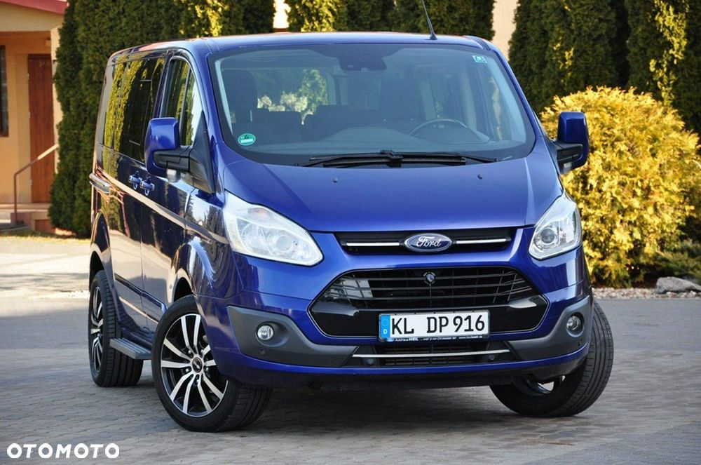 Ford Tourneo Custom - 8