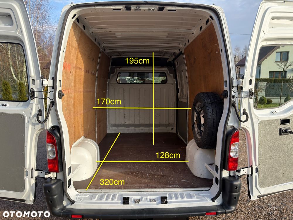 Nissan Interstar - 8