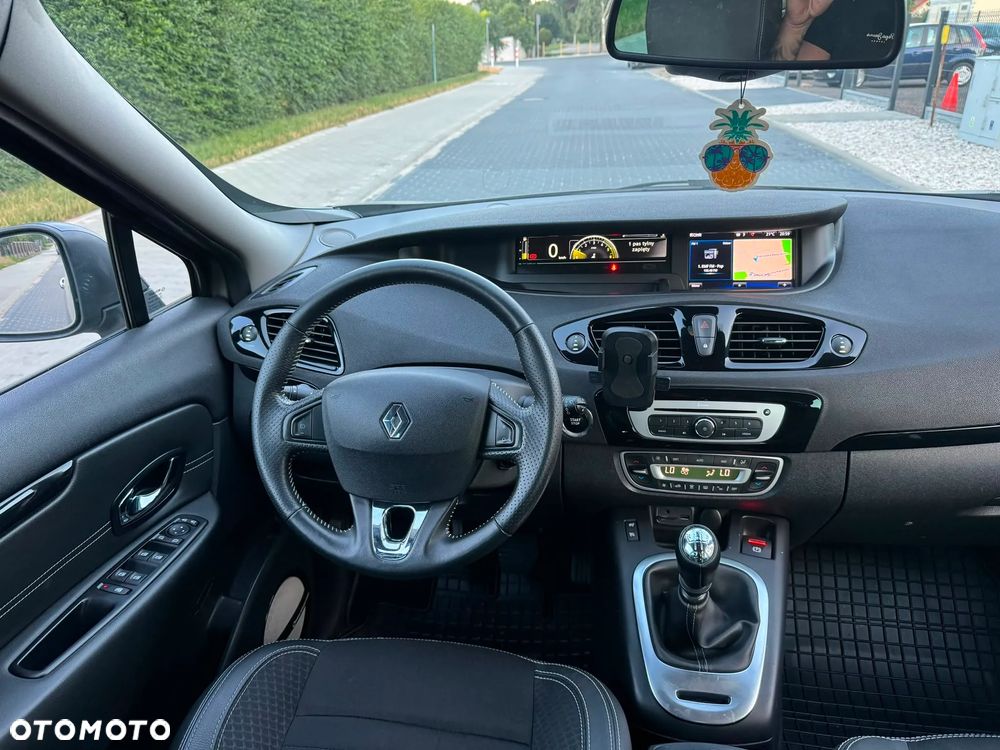 Renault Grand Scenic Gr 1.6 dCi Energy Bose Edition S&S - 11