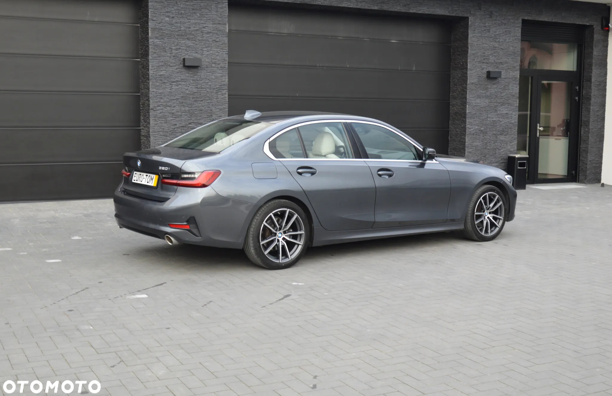 BMW Seria 3 320i Sport Line - 7