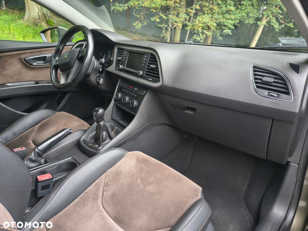 Seat Leon 2.0 TDI Xcellence S&S - 10