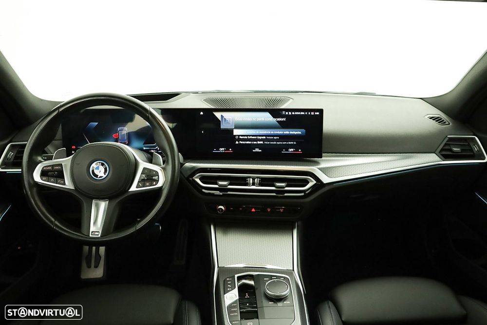 BMW 330 e Touring Pack M Auto - 9