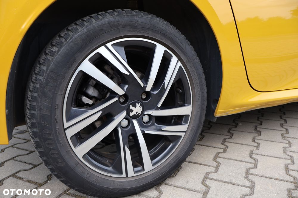 Peugeot 208 1.2 PureTech Allure S&S - 11