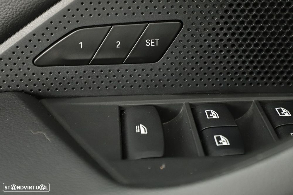 BMW 420 i Pack Desportivo M Auto - 24