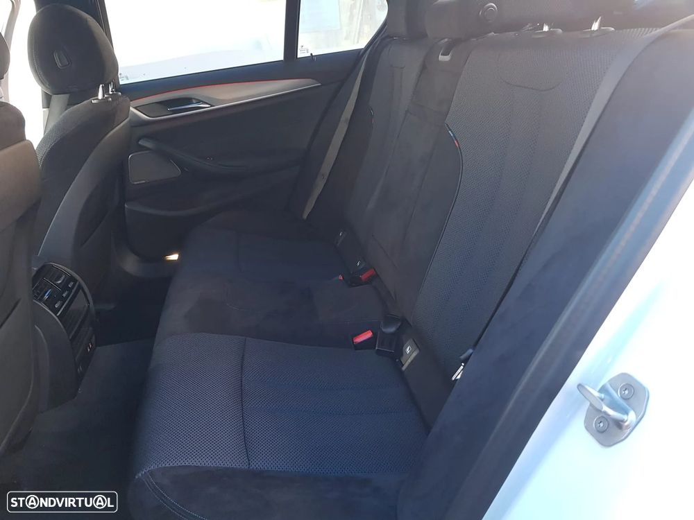 BMW 530 e iPerformance Pack M - 19