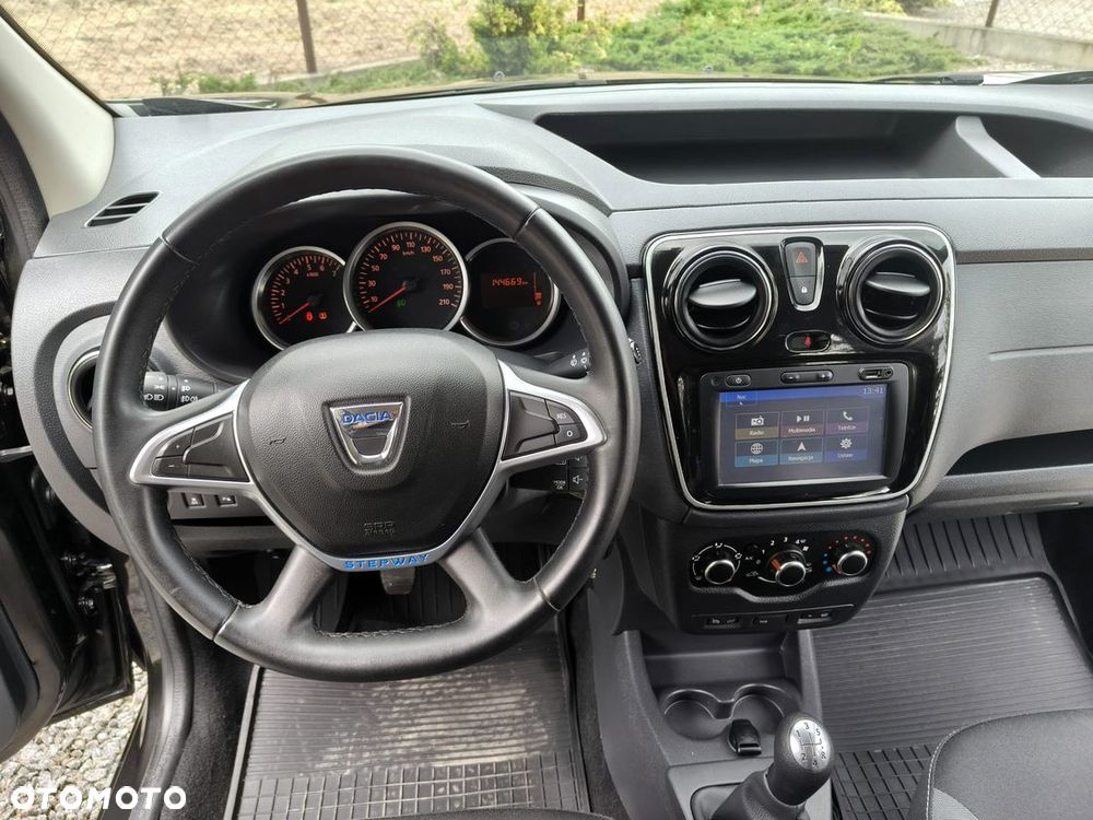 Dacia Dokker SCe 100 Stepway - 23