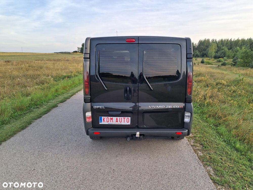 Opel Vivaro - 10