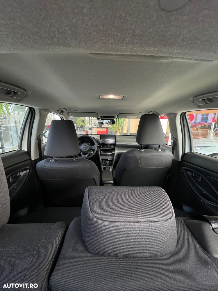 Toyota Yaris Cross 1.5 VVT-i HSD 4x2 Active - 16