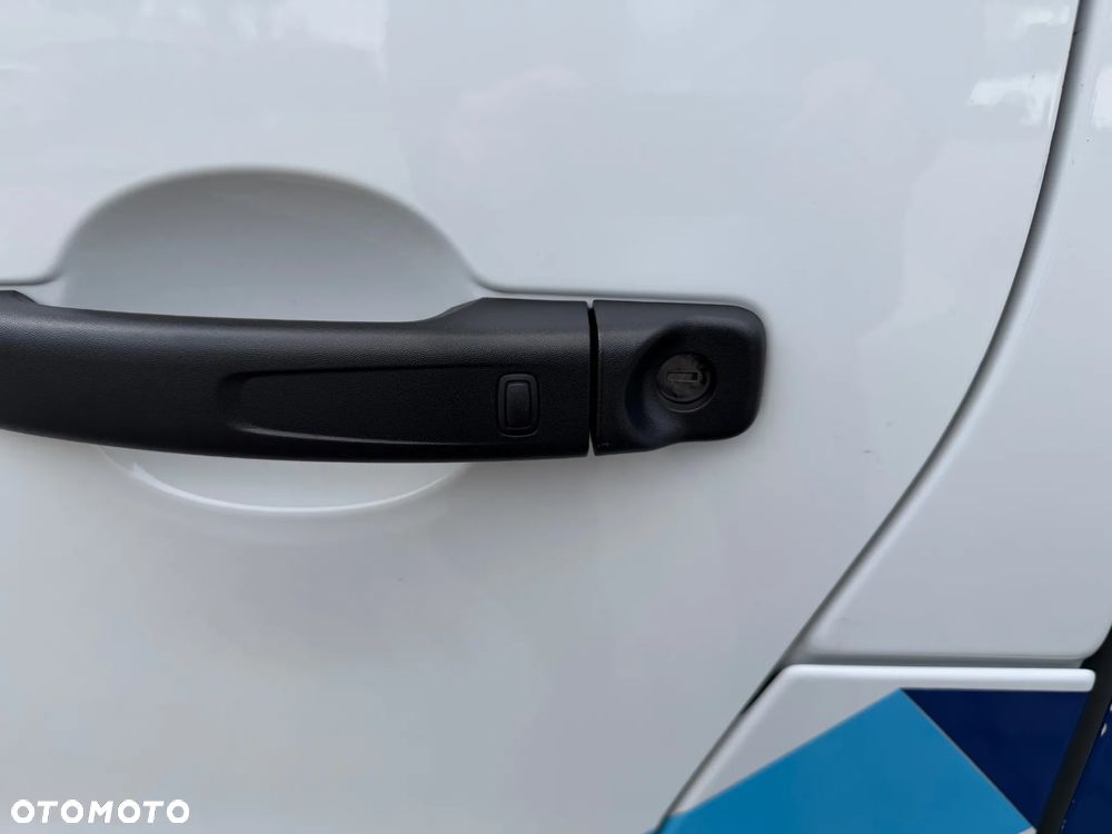 Nissan Primastar - 24