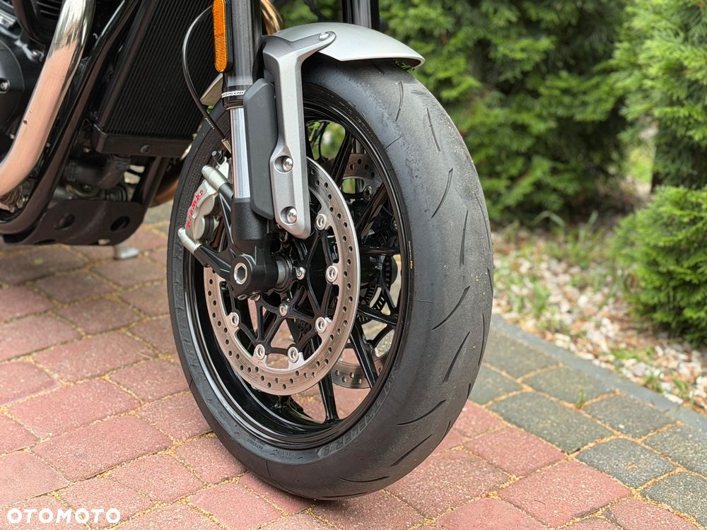 Triumph Speed Twin - 23