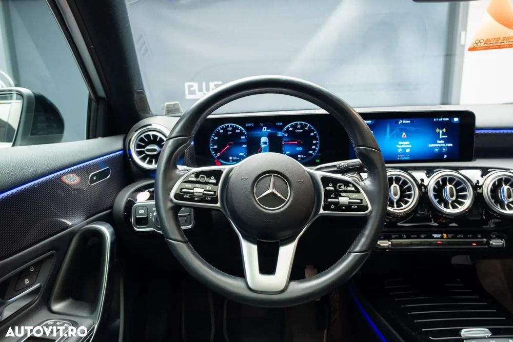 Mercedes-Benz A 250 e 8G-DCT - 13