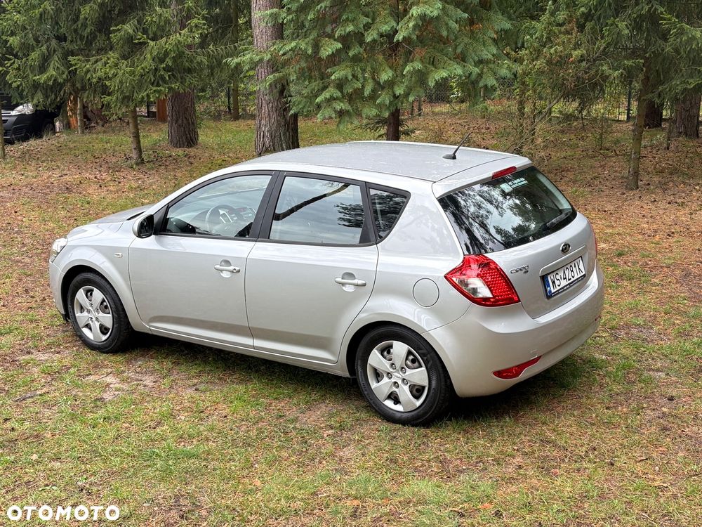 Kia Ceed 1.6 CVVT EX - 11