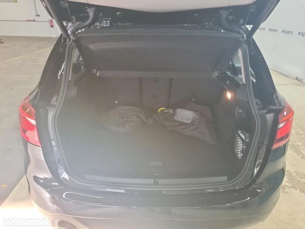 BMW 225xe Active Tourer Advantage - 11