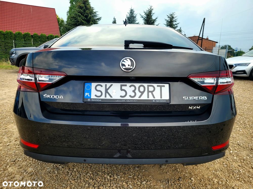 Skoda Superb 2.0 TDI 4x4 L&K DSG - 21
