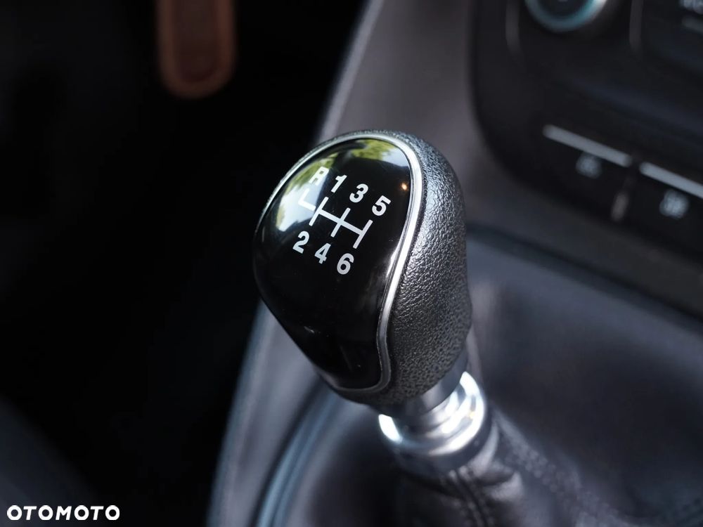 Ford Transit Connect - 24