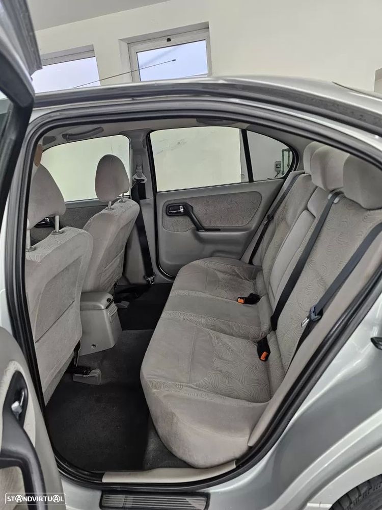 Nissan Primera 1.6 Elegance Top - 21