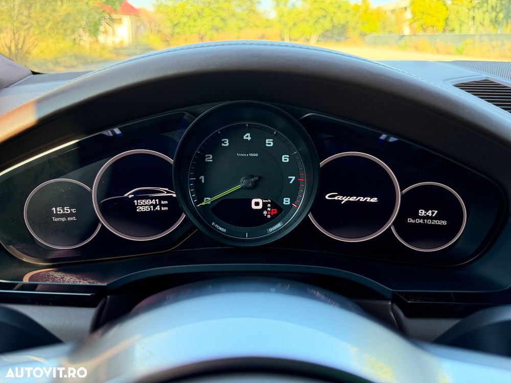 Porsche Cayenne Coupe - 6