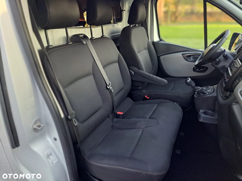 Renault Trafic - 15