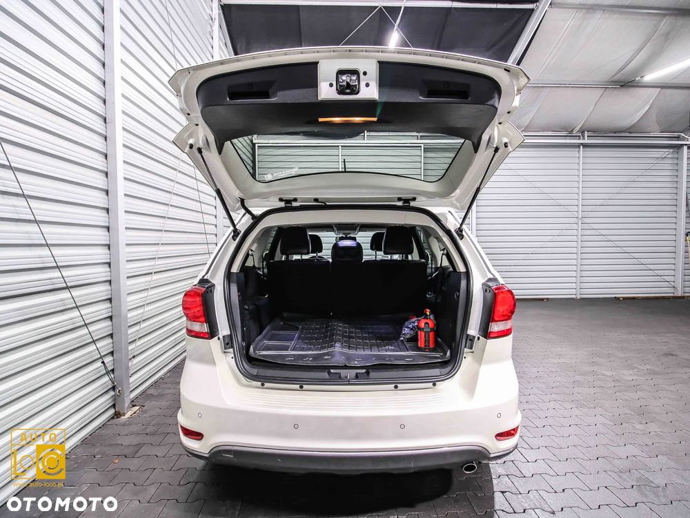 Fiat Freemont 2.0 Multijet 16V DPF Automatik Allrad Lounge - 14